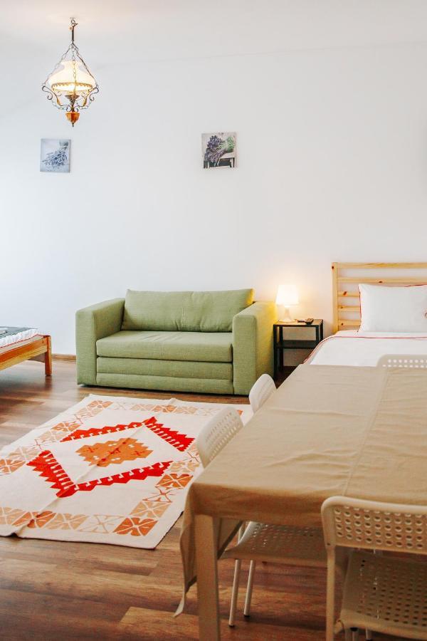 Kali Host Home Away From Home Târgu-Mureş Exteriér fotografie
