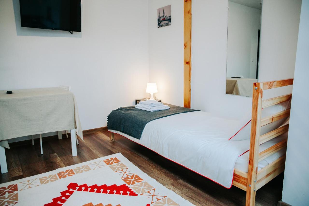 Kali Host Home Away From Home Târgu-Mureş Exteriér fotografie